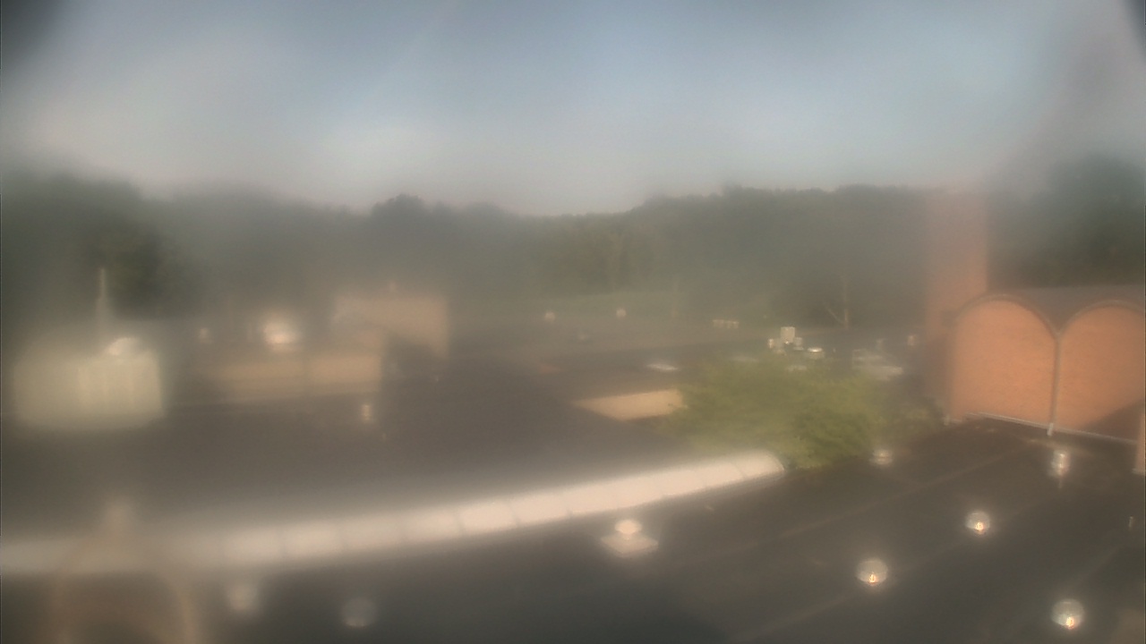 Thumbnail for current weather camera view from Weston Middle School in Weston, Connecticut