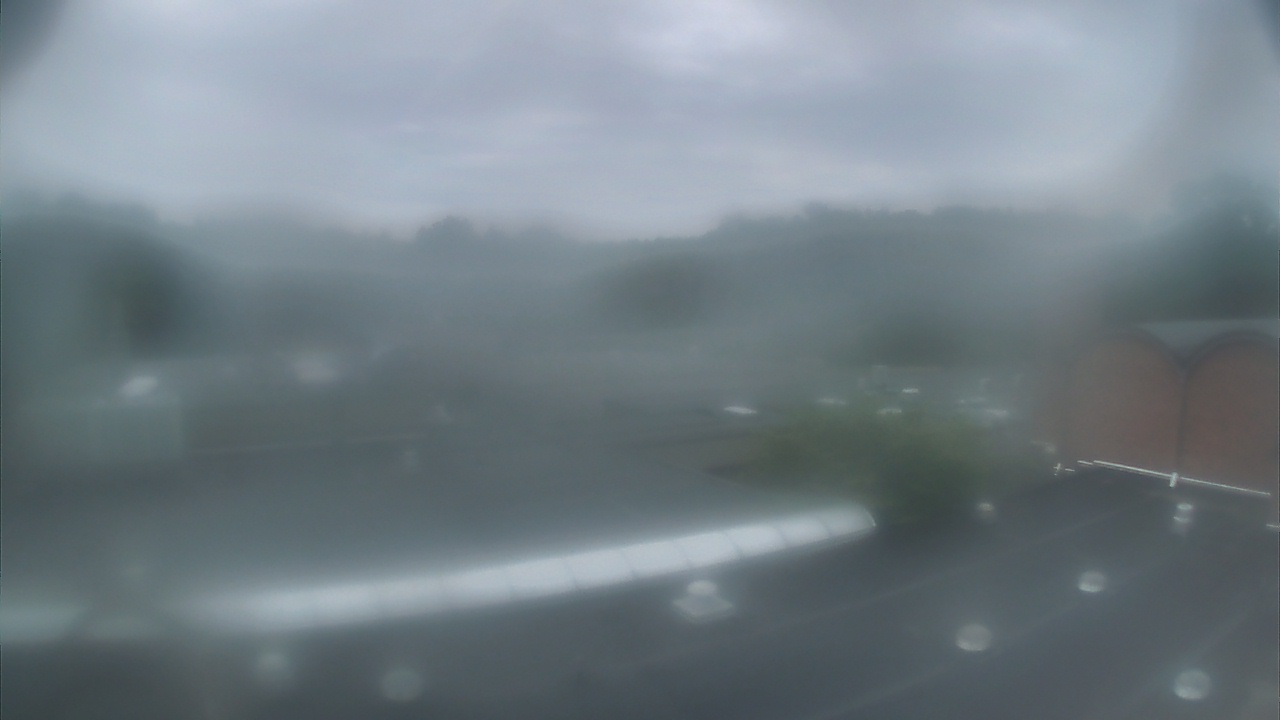 Thumbnail for current weather camera view from Weston Middle School in Weston, Connecticut
