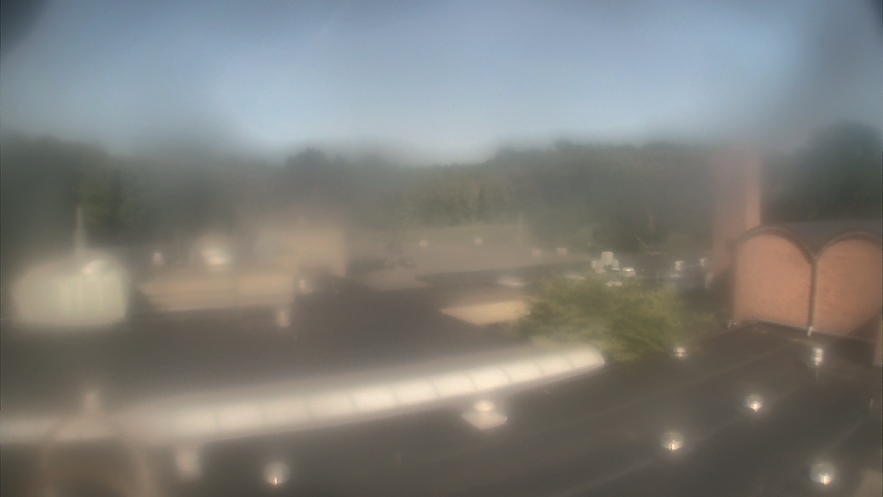 Thumbnail for current weather camera view from Weston Middle School in Weston, Connecticut