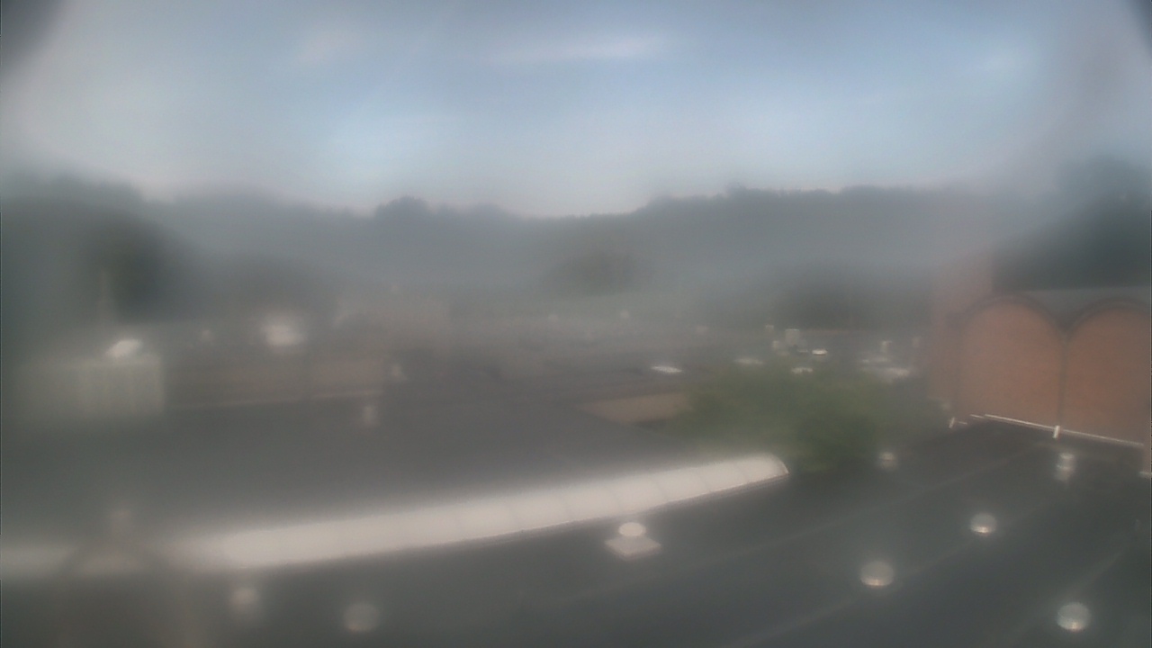 Thumbnail for current weather camera view from Weston Middle School in Weston, Connecticut