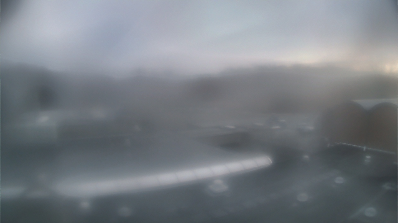 Thumbnail for current weather camera view from Weston Middle School in Weston, Connecticut