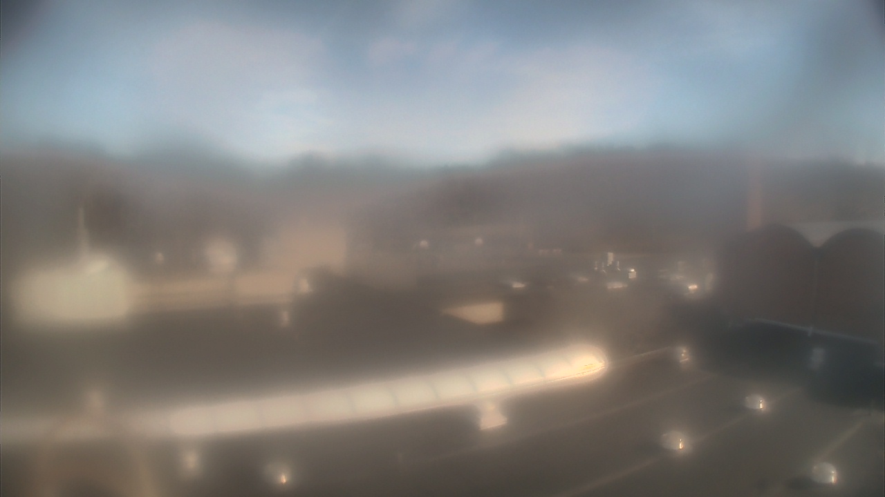 Thumbnail for current weather camera view from Weston Middle School in Weston, Connecticut