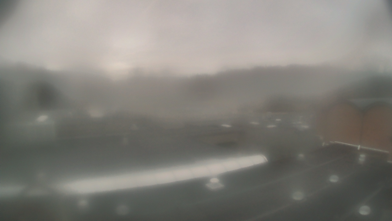 Thumbnail for current weather camera view from Weston Middle School in Weston, Connecticut