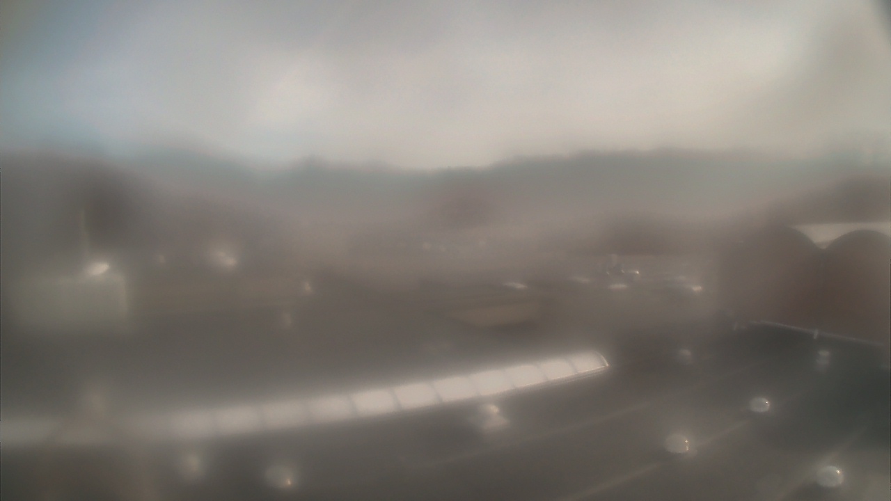 Thumbnail for current weather camera view from Weston Middle School in Weston, Connecticut