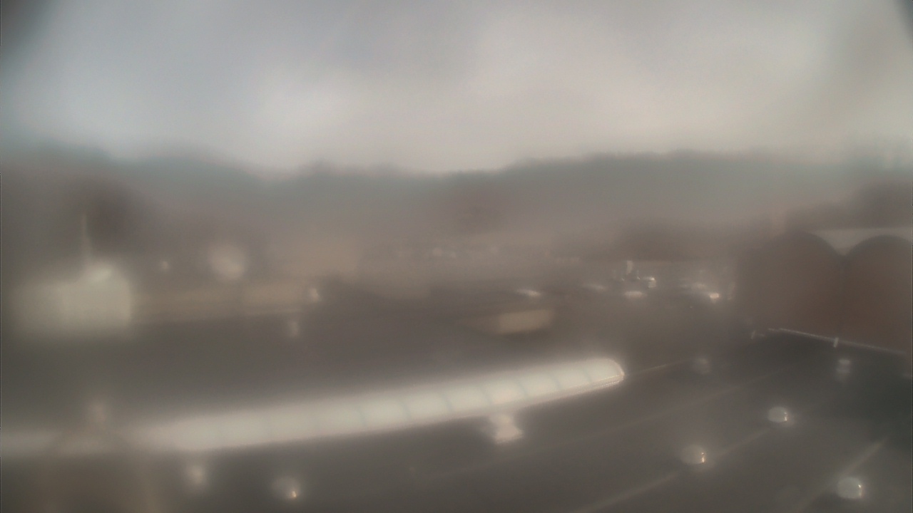 Thumbnail for current weather camera view from Weston Middle School in Weston, Connecticut