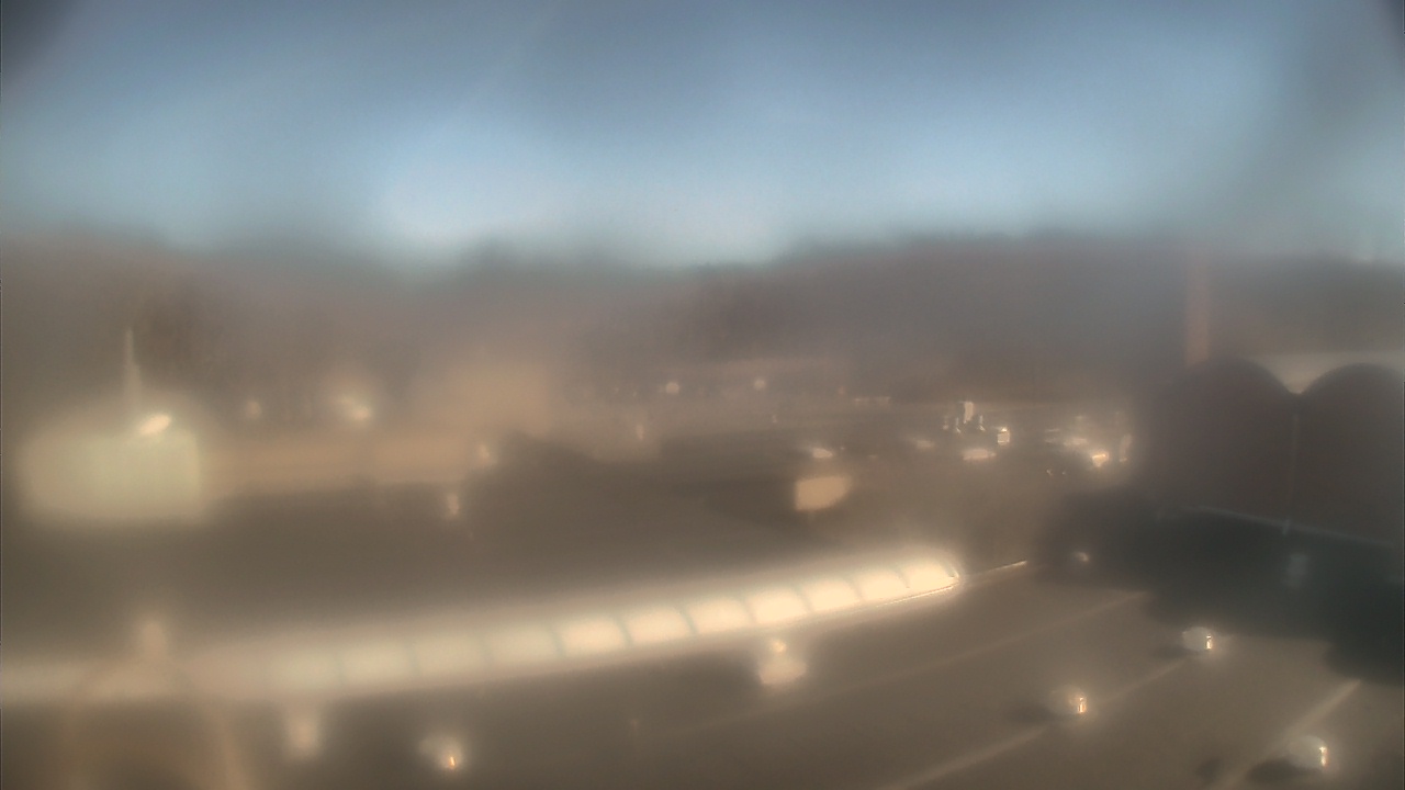 Thumbnail for current weather camera view from Weston Middle School in Weston, Connecticut