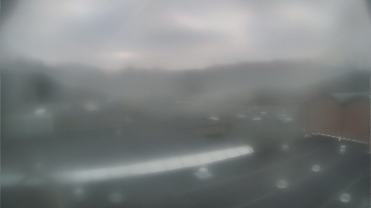 Thumbnail for current weather camera view from Weston Middle School in Weston, Connecticut