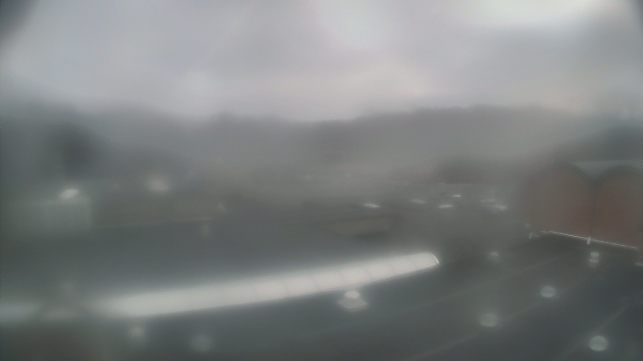 Thumbnail for current weather camera view from Weston Middle School in Weston, Connecticut