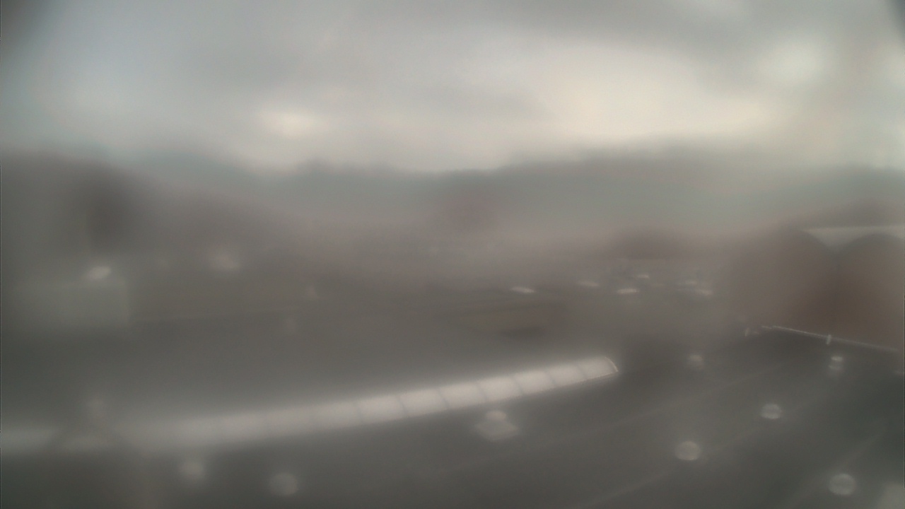 Thumbnail for current weather camera view from Weston Middle School in Weston, Connecticut