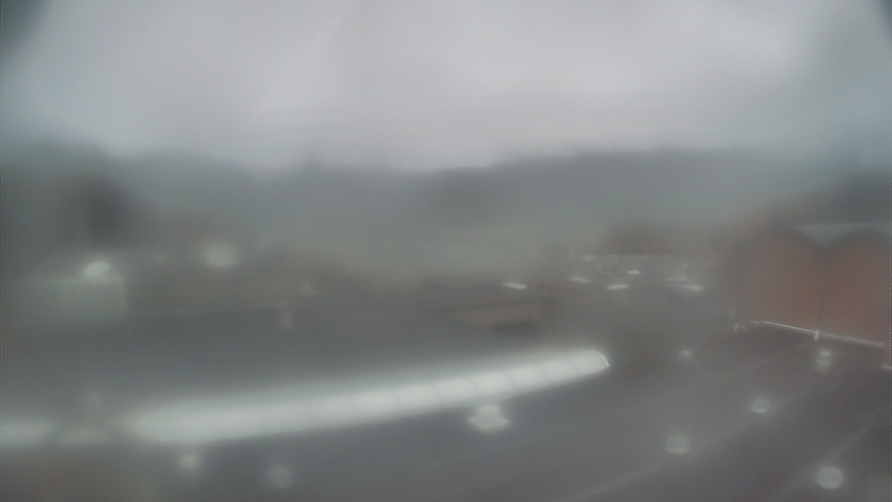 Thumbnail for current weather camera view from Weston Middle School in Weston, Connecticut