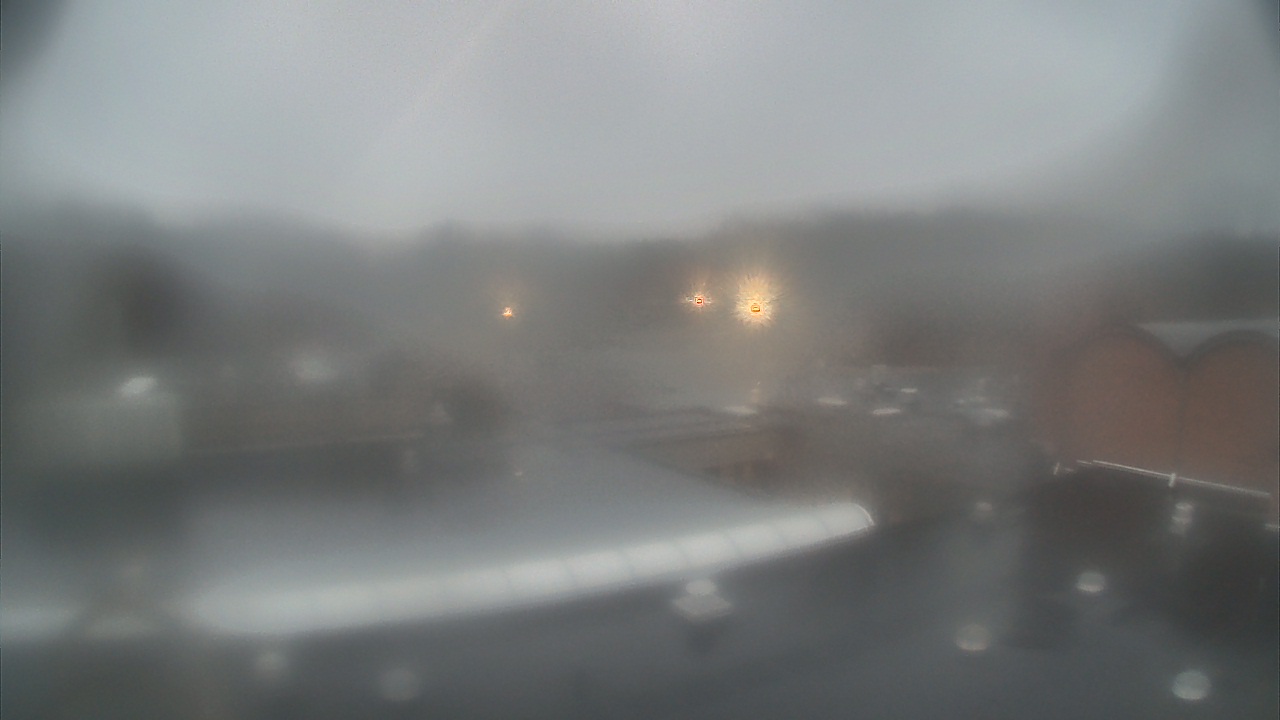 Thumbnail for current weather camera view from Weston Middle School in Weston, Connecticut