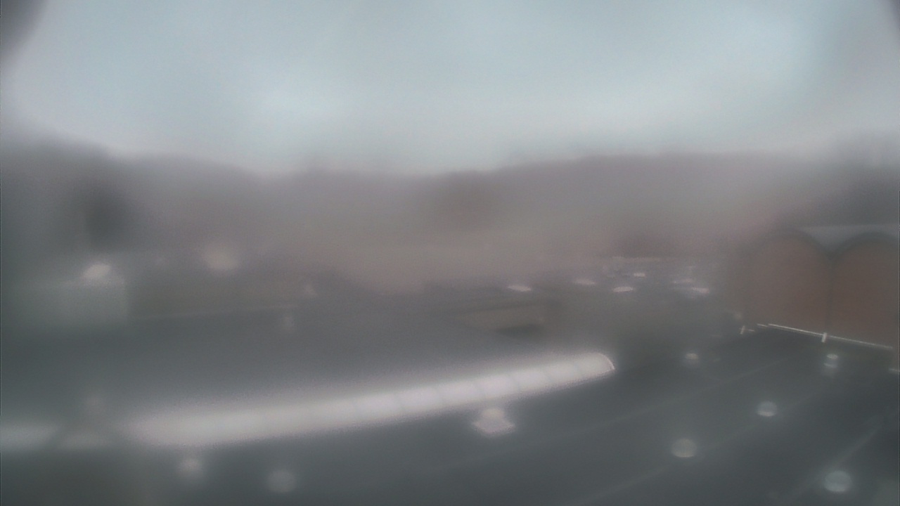 Thumbnail for current weather camera view from Weston Middle School in Weston, Connecticut