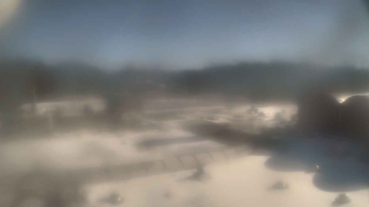 Thumbnail for current weather camera view from Weston Middle School in Weston, Connecticut