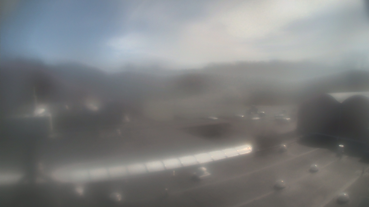 Thumbnail for current weather camera view from Weston Middle School in Weston, Connecticut