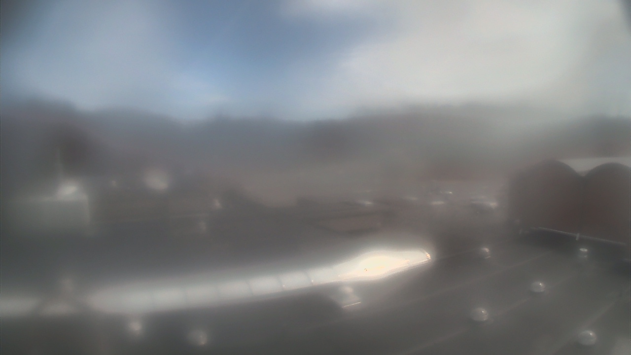 Thumbnail for current weather camera view from Weston Middle School in Weston, Connecticut