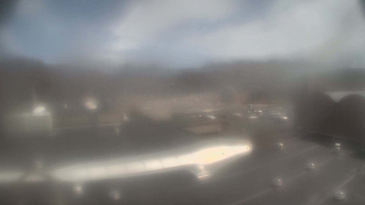 Thumbnail for current weather camera view from Weston Middle School in Weston, Connecticut