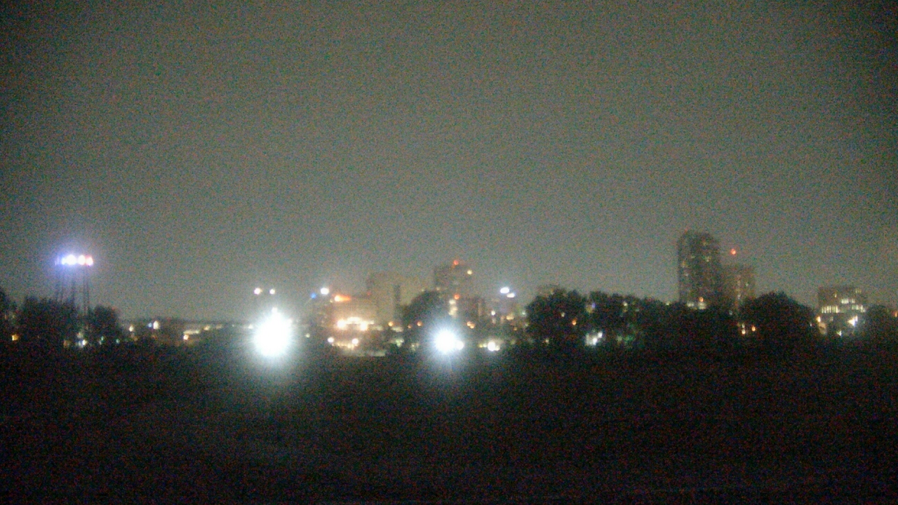 Thumbnail for current weather camera view from Grange Insurance Audubon Center in Columbus, Ohio