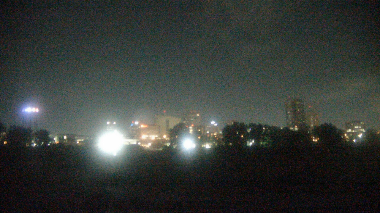Thumbnail for current weather camera view from Grange Insurance Audubon Center in Columbus, Ohio