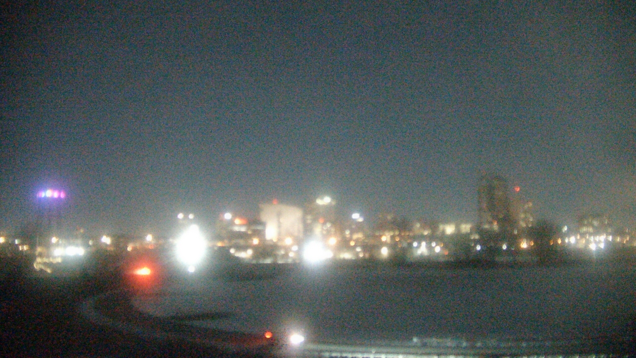 Thumbnail for current weather camera view from Grange Insurance Audubon Center in Columbus, Ohio