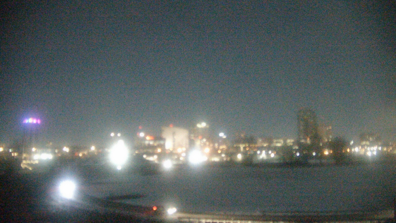 Thumbnail for current weather camera view from Grange Insurance Audubon Center in Columbus, Ohio