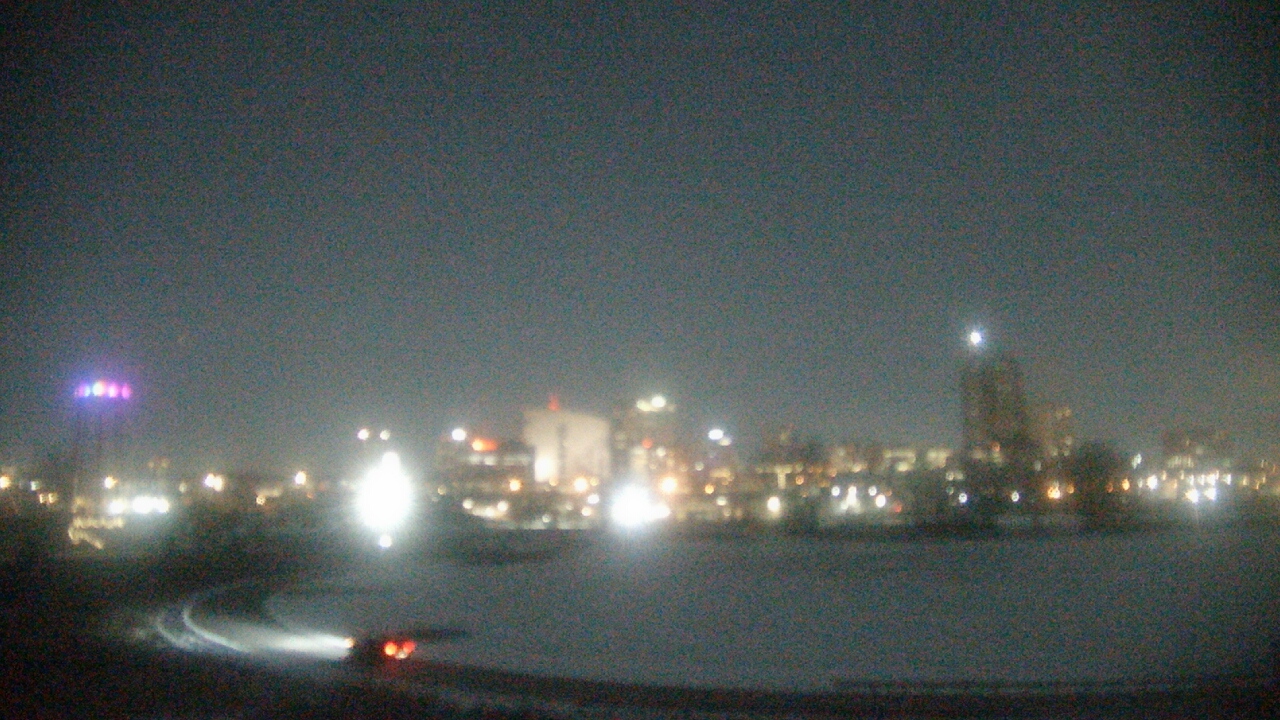 Thumbnail for current weather camera view from Grange Insurance Audubon Center in Columbus, Ohio