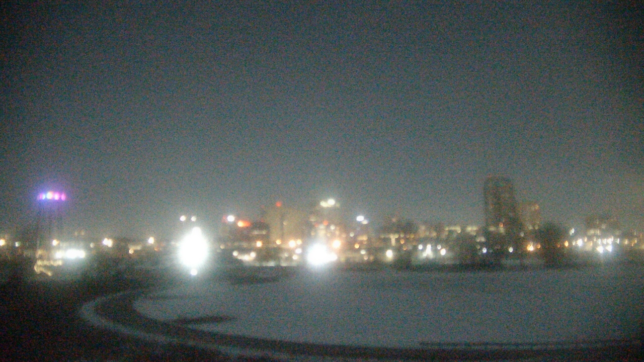 Thumbnail for current weather camera view from Grange Insurance Audubon Center in Columbus, Ohio