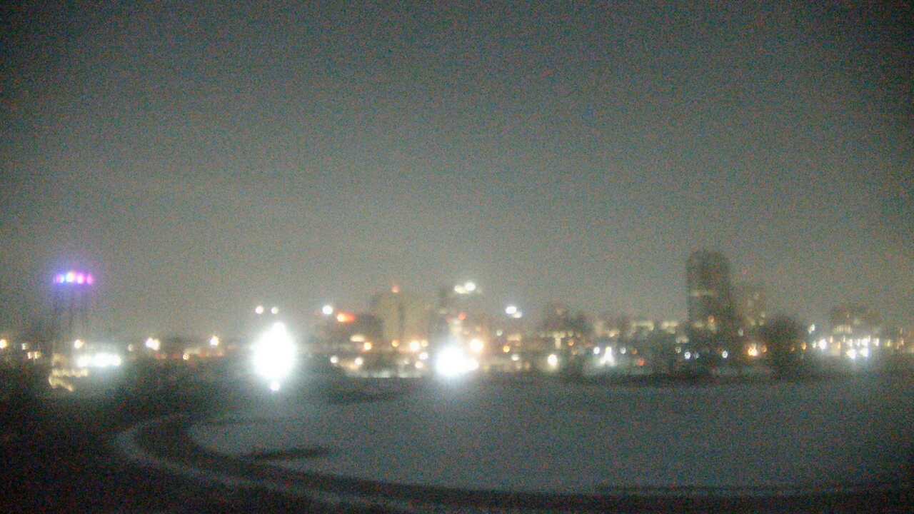 Thumbnail for current weather camera view from Grange Insurance Audubon Center in Columbus, Ohio