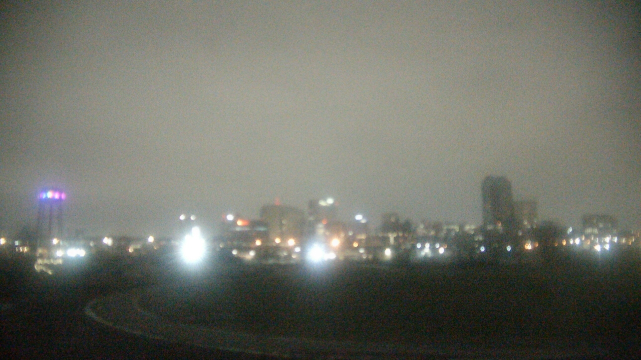 Thumbnail for current weather camera view from Grange Insurance Audubon Center in Columbus, Ohio