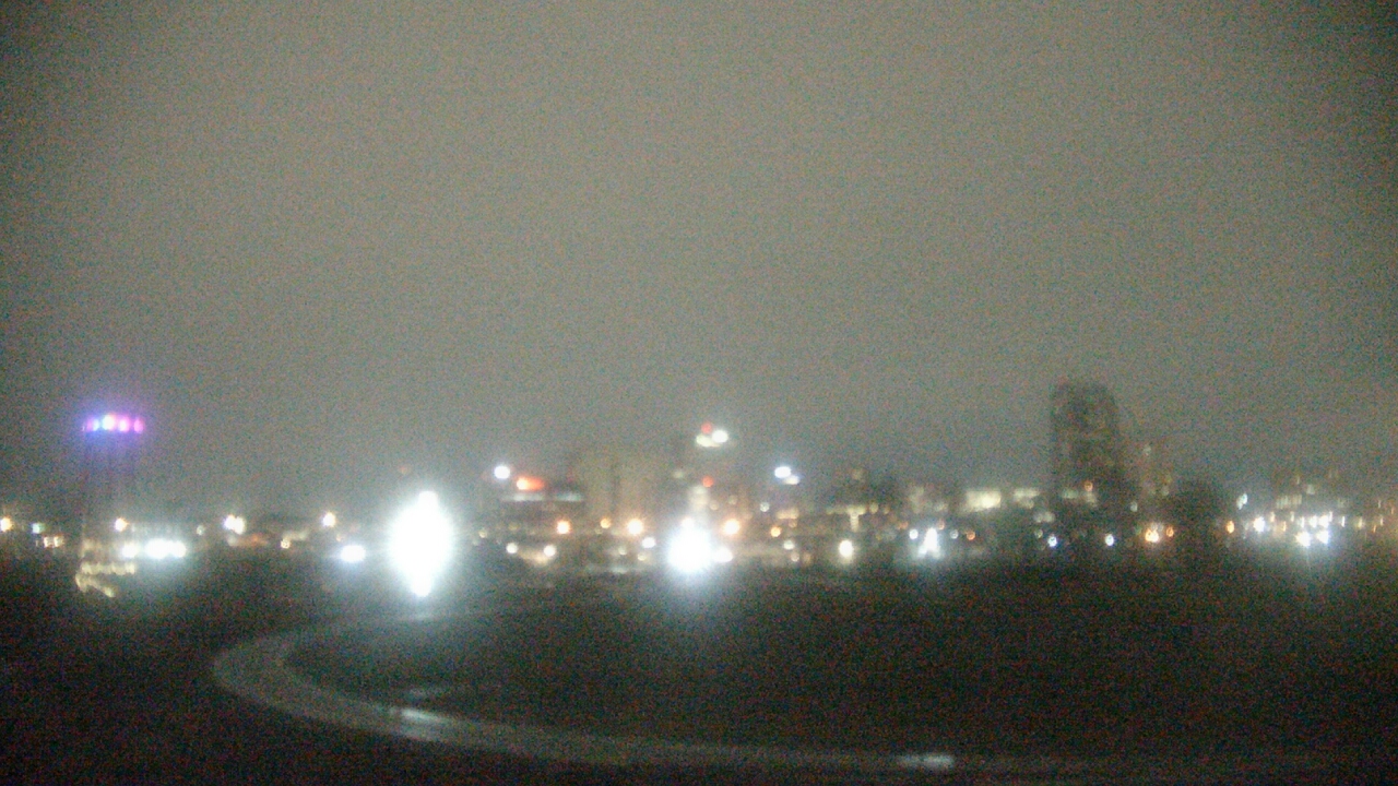 Thumbnail for current weather camera view from Grange Insurance Audubon Center in Columbus, Ohio