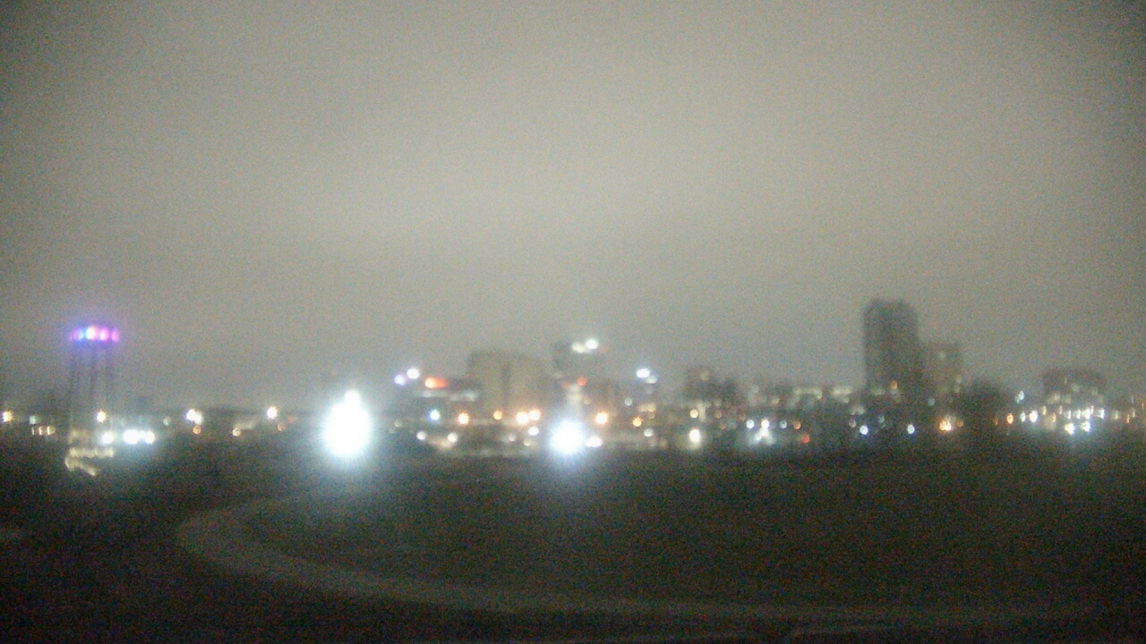 Thumbnail for current weather camera view from Grange Insurance Audubon Center in Columbus, Ohio