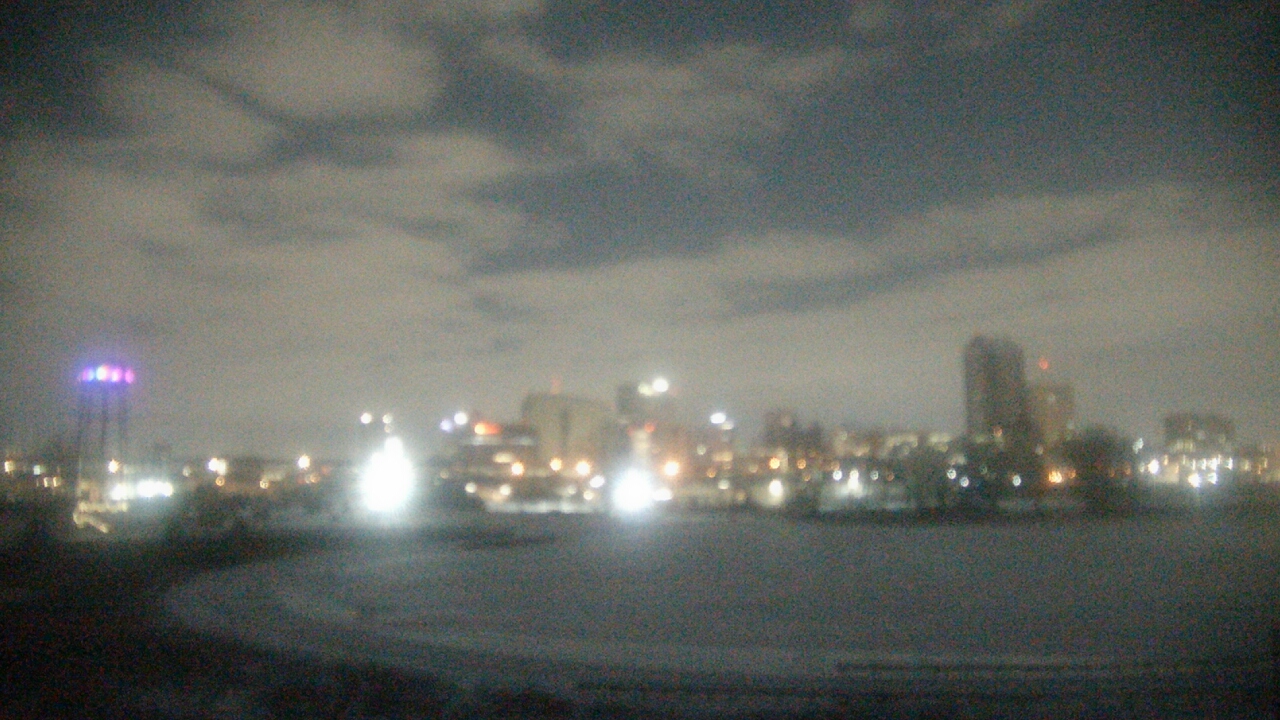 Thumbnail for current weather camera view from Grange Insurance Audubon Center in Columbus, Ohio