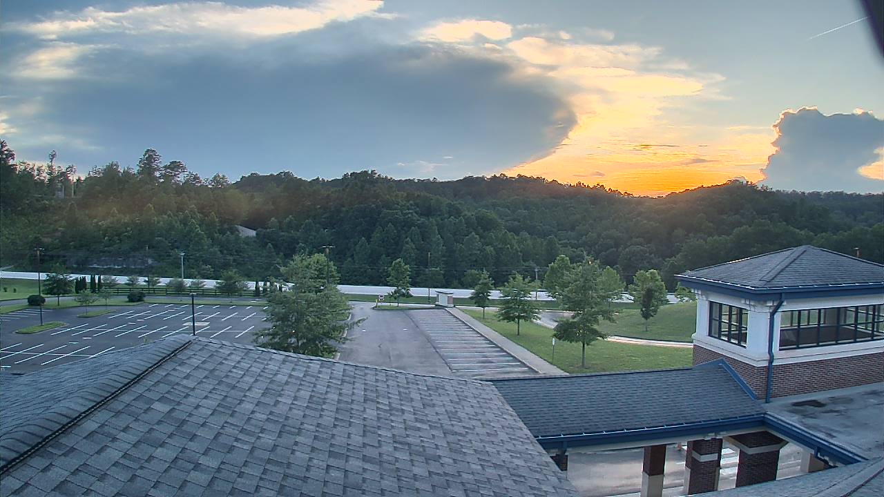 Thumbnail for current weather camera view from Wrigley Elementary School in West Liberty, Kentucky