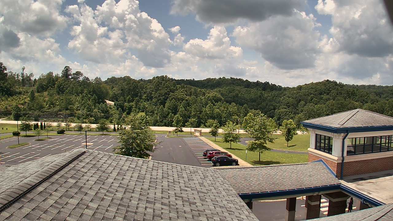 Thumbnail for current weather camera view from Wrigley Elementary School in West Liberty, Kentucky
