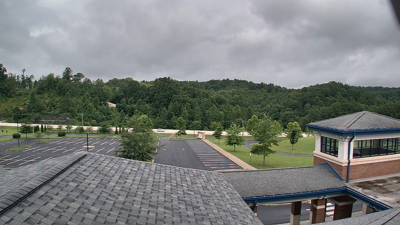 Thumbnail for current weather camera view from Wrigley Elementary School in West Liberty, Kentucky