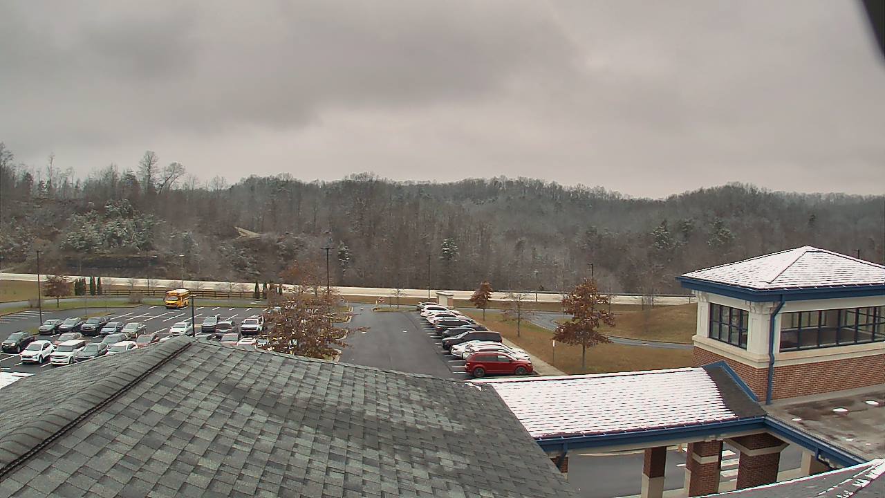 Thumbnail for current weather camera view from Wrigley Elementary School in West Liberty, Kentucky