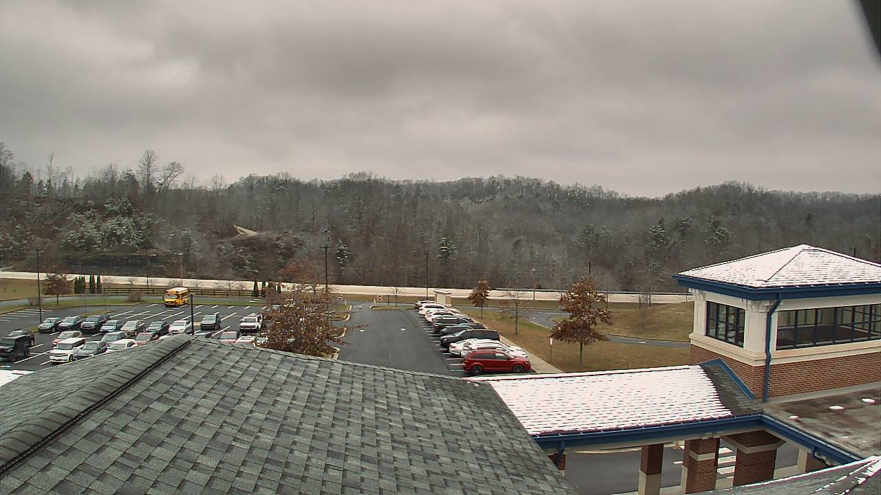 Thumbnail for current weather camera view from Wrigley Elementary School in West Liberty, Kentucky