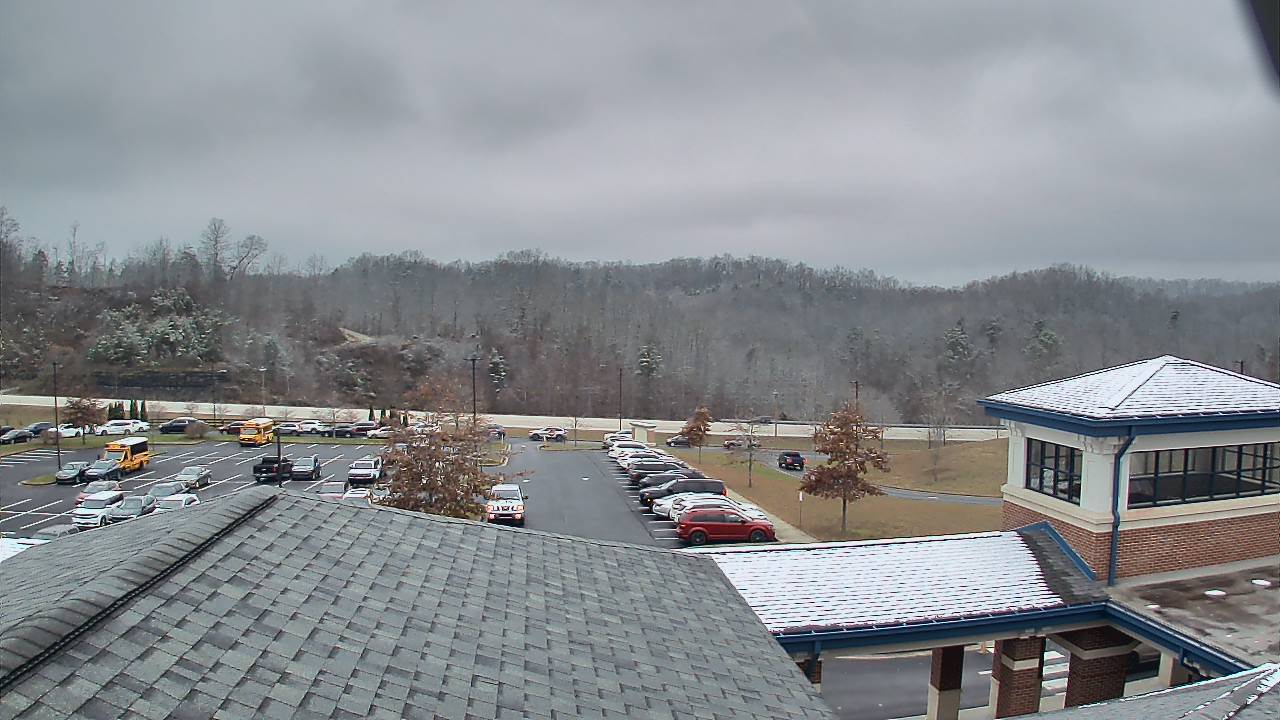 Thumbnail for current weather camera view from Wrigley Elementary School in West Liberty, Kentucky