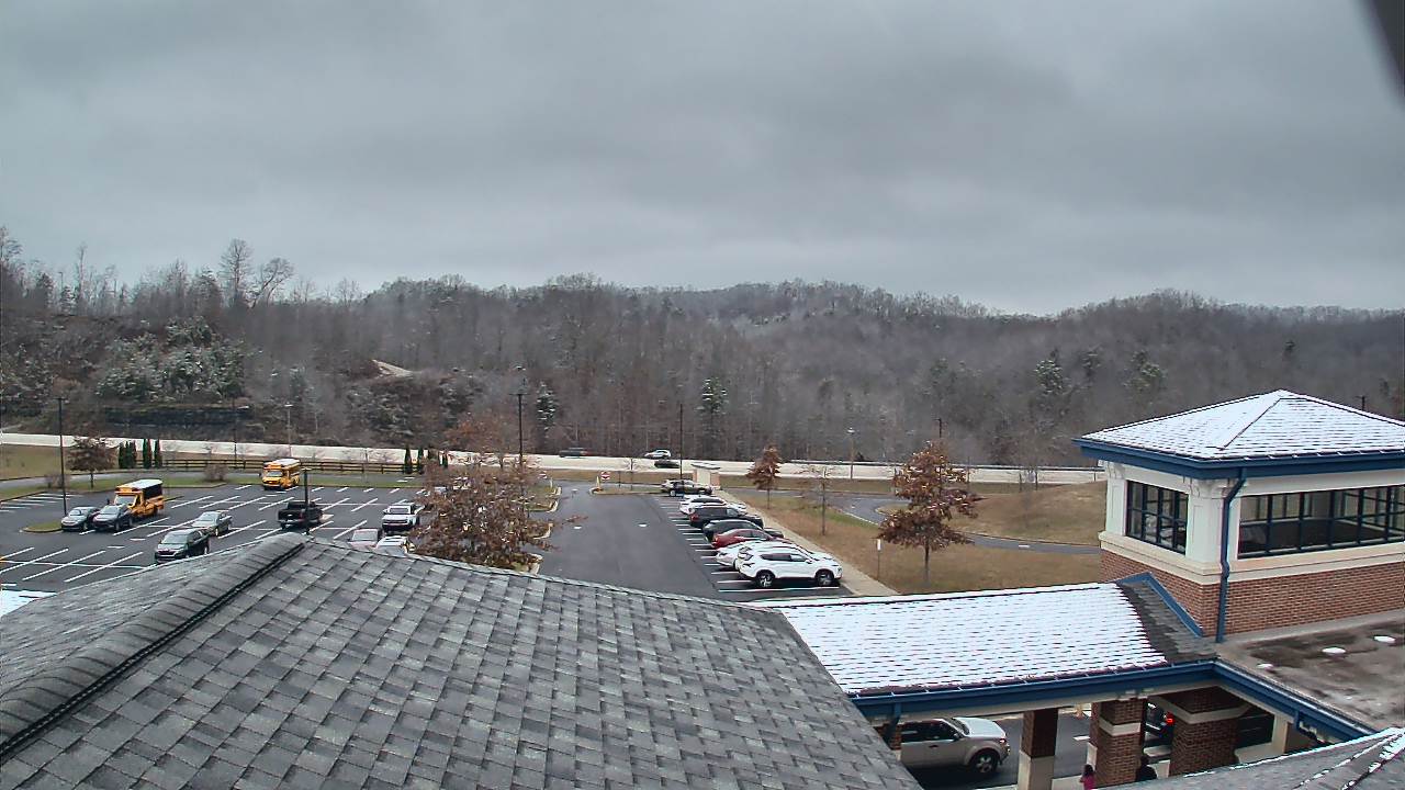 Thumbnail for current weather camera view from Wrigley Elementary School in West Liberty, Kentucky