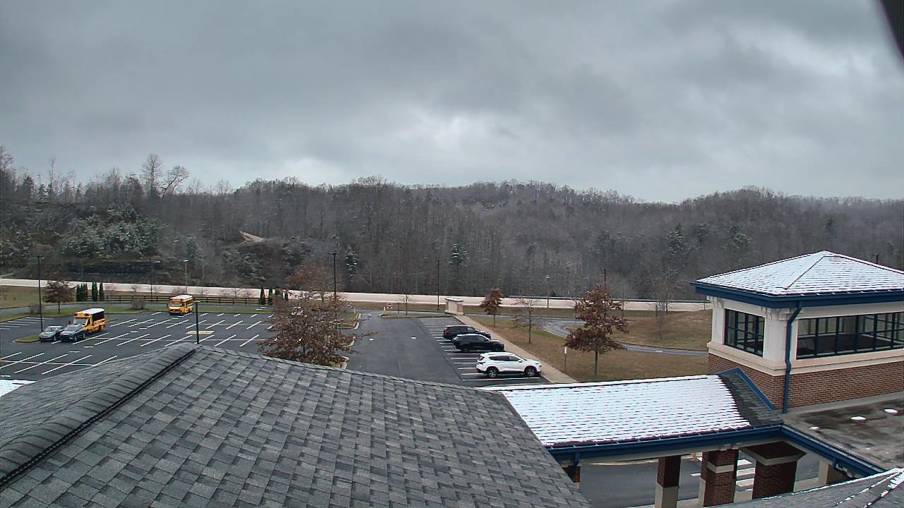 Thumbnail for current weather camera view from Wrigley Elementary School in West Liberty, Kentucky