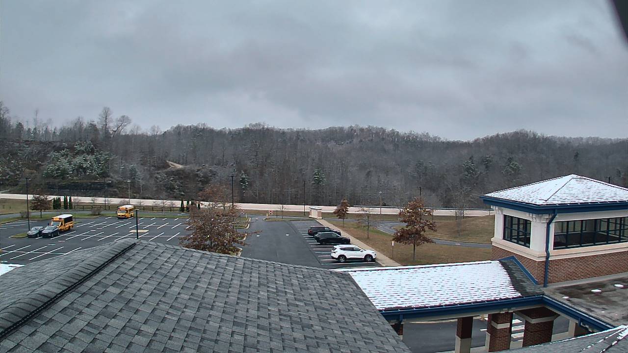 Thumbnail for current weather camera view from Wrigley Elementary School in West Liberty, Kentucky