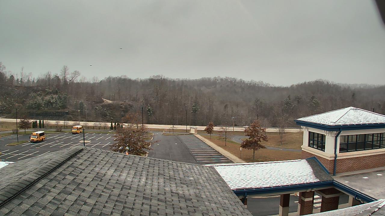 Thumbnail for current weather camera view from Wrigley Elementary School in West Liberty, Kentucky