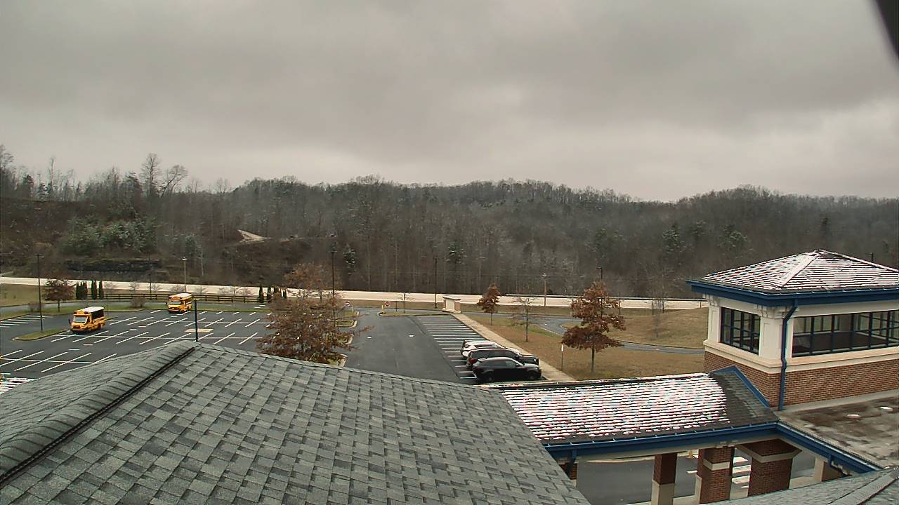 Thumbnail for current weather camera view from Wrigley Elementary School in West Liberty, Kentucky