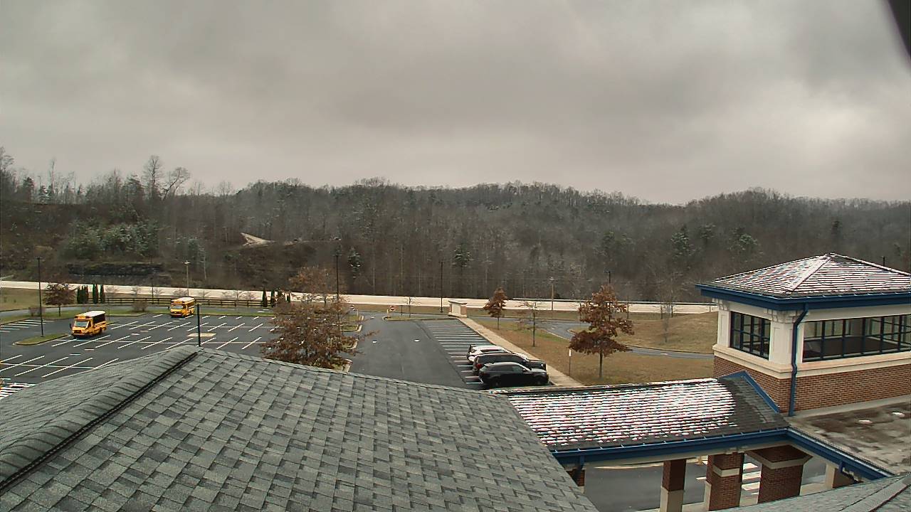 Thumbnail for current weather camera view from Wrigley Elementary School in West Liberty, Kentucky