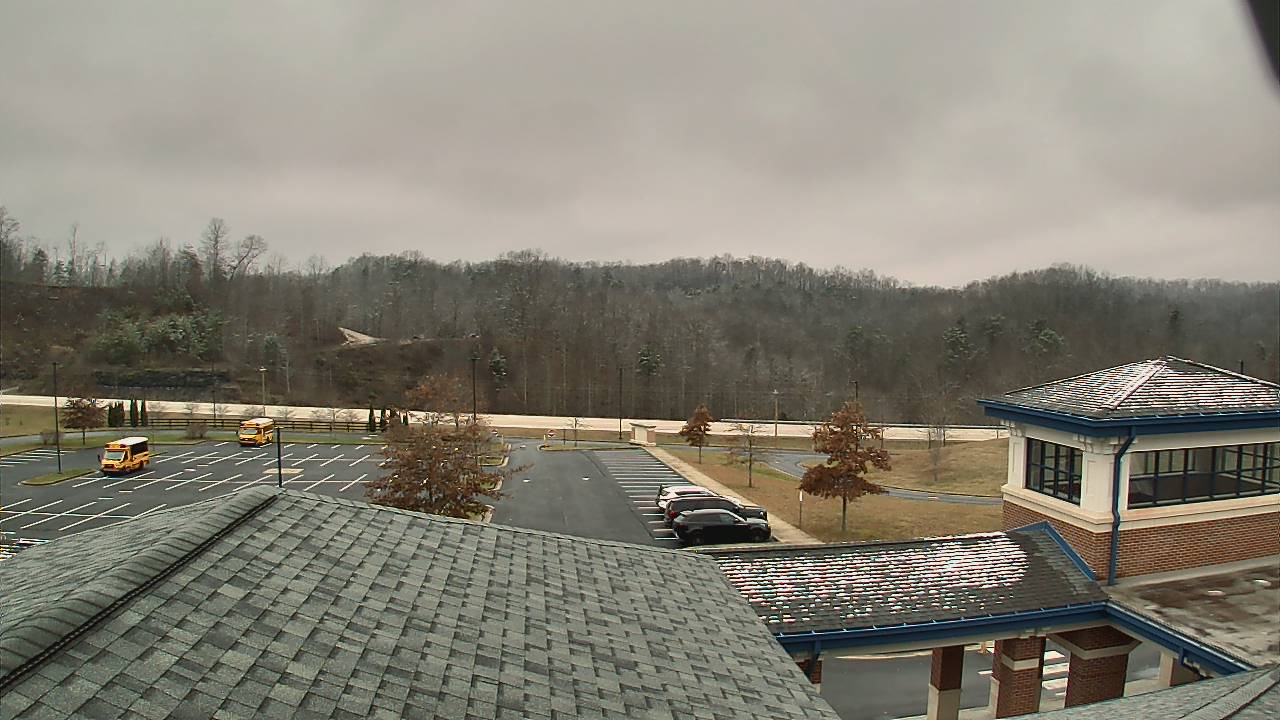 Thumbnail for current weather camera view from Wrigley Elementary School in West Liberty, Kentucky