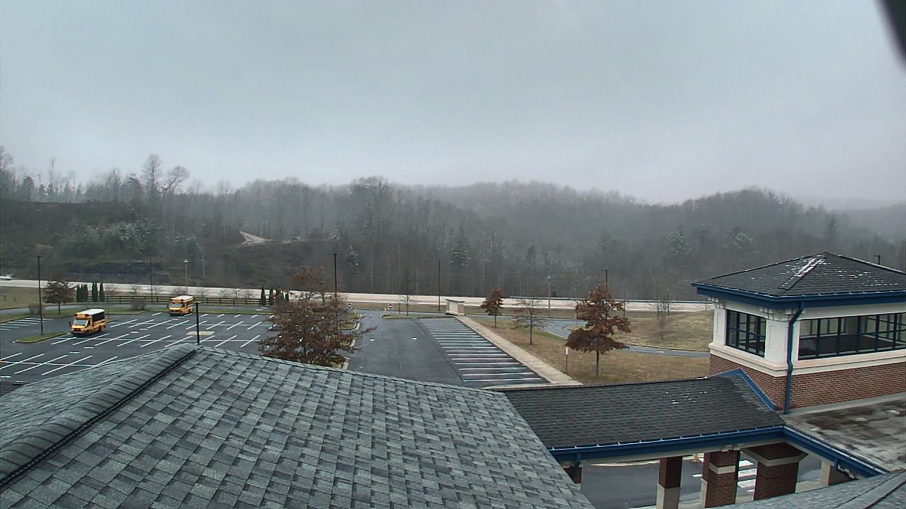 Thumbnail for current weather camera view from Wrigley Elementary School in West Liberty, Kentucky