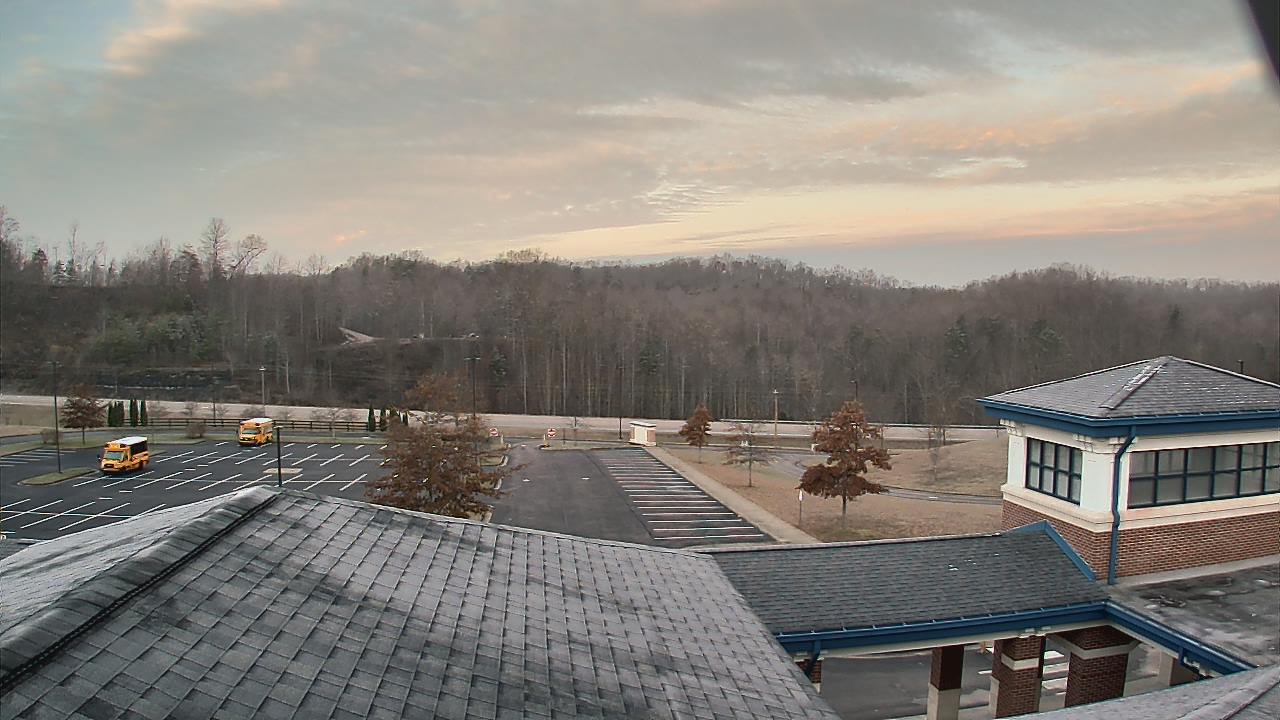 Thumbnail for current weather camera view from Wrigley Elementary School in West Liberty, Kentucky