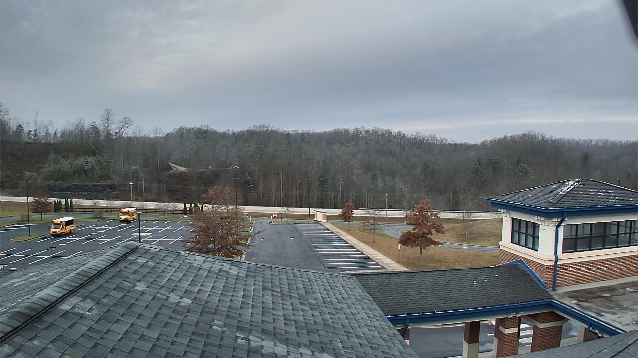 Thumbnail for current weather camera view from Wrigley Elementary School in West Liberty, Kentucky