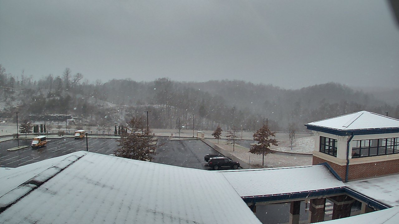 Thumbnail for current weather camera view from Wrigley Elementary School in West Liberty, Kentucky