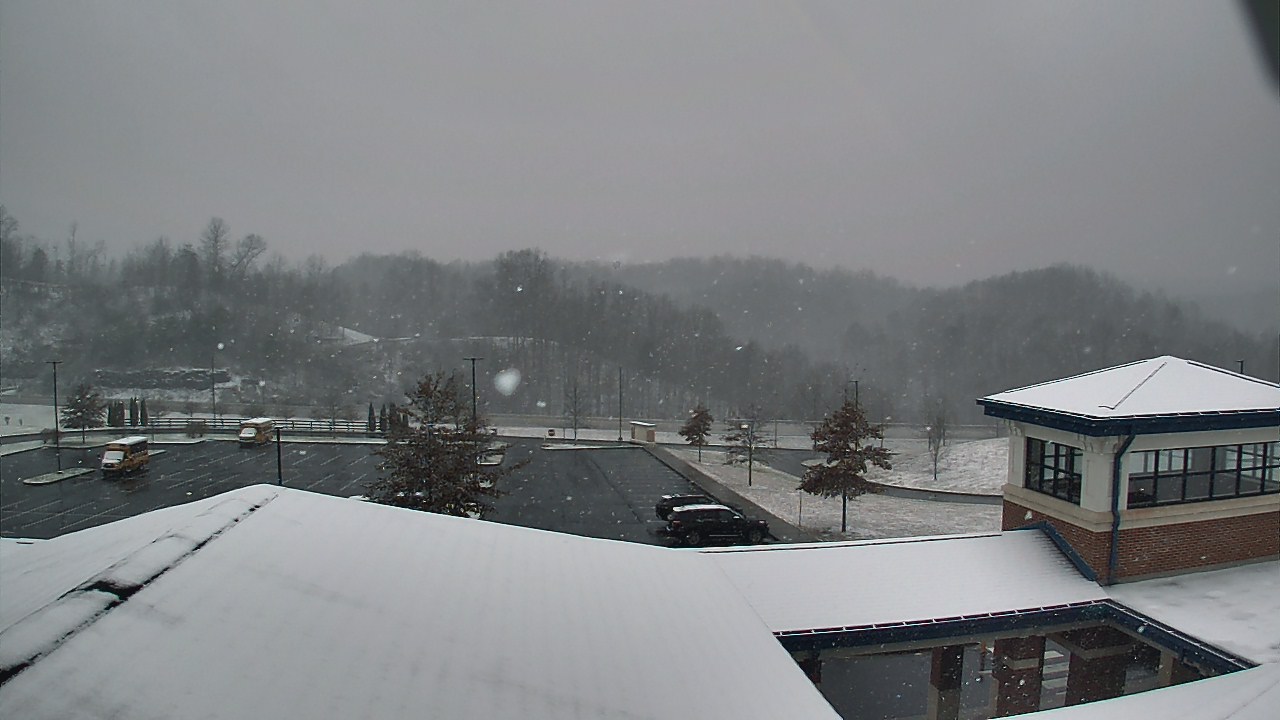Thumbnail for current weather camera view from Wrigley Elementary School in West Liberty, Kentucky