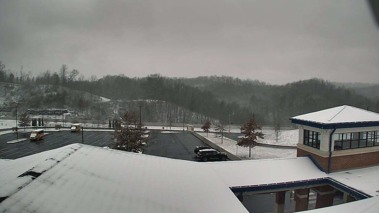 Thumbnail for current weather camera view from Wrigley Elementary School in West Liberty, Kentucky
